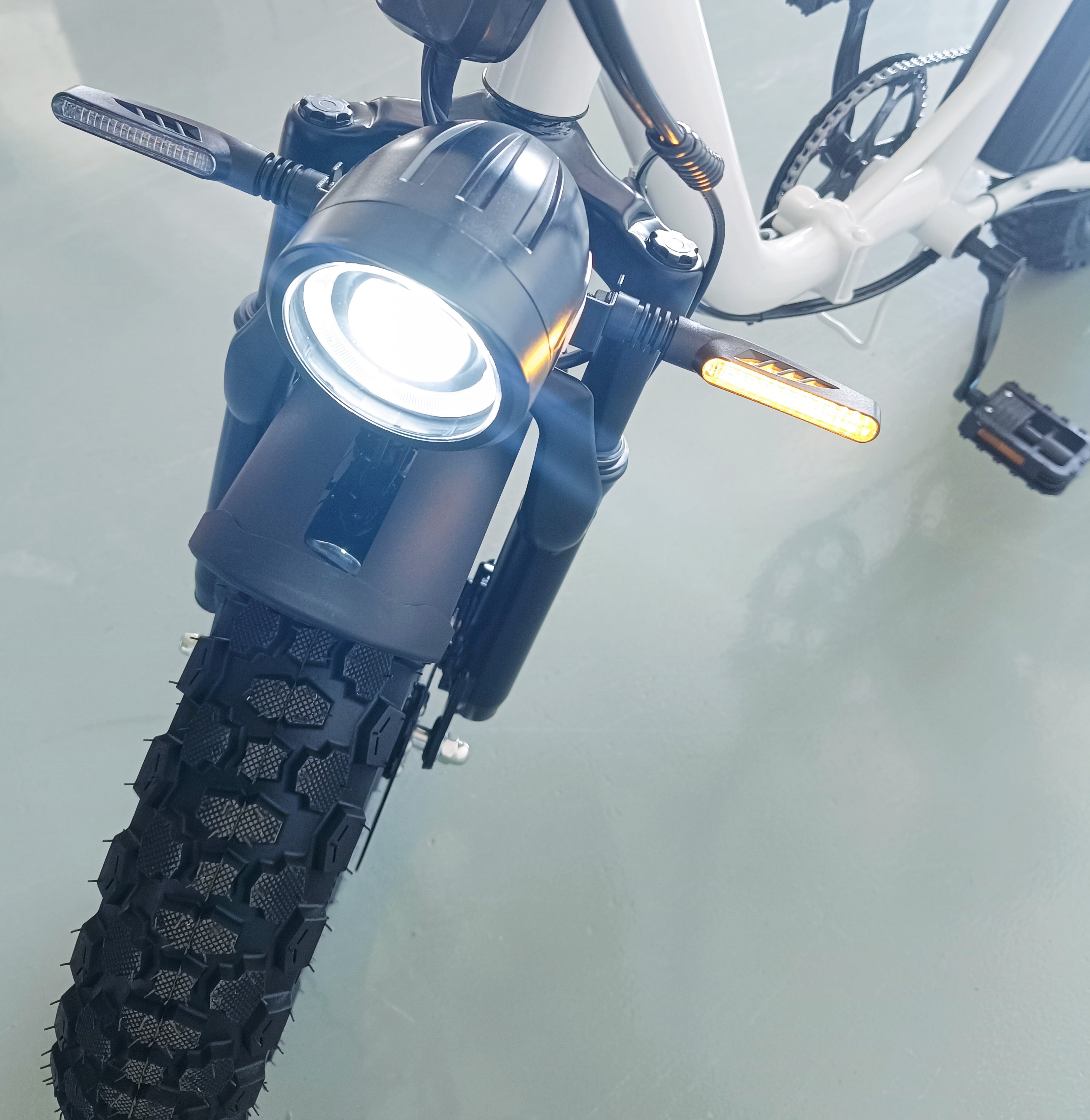 AH-X6 folding ebike popular in US & EU